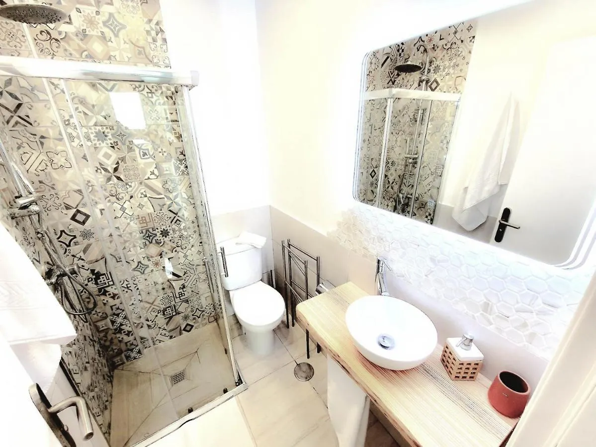 Sea Point Holiday House San Miguel de Abona 0*,  Spain