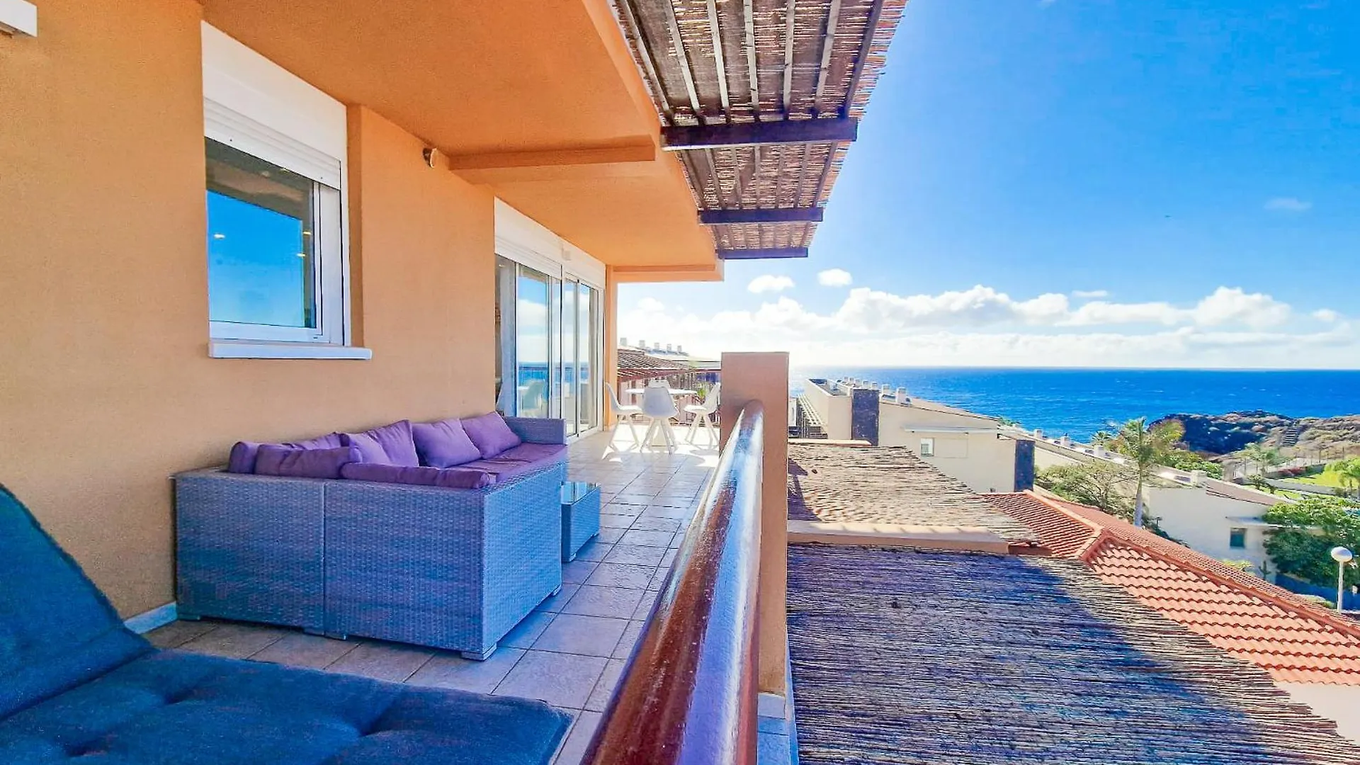 Sea Point Holiday House San Miguel de Abona 0*,  Spain